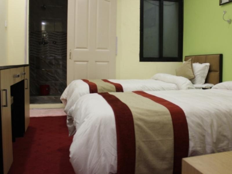 Oyo 105 Hotel Travel Inn Kathmandu Exteriör bild