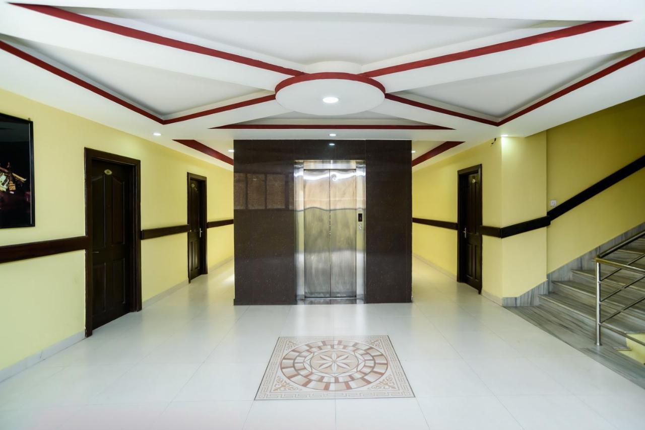 Oyo 105 Hotel Travel Inn Kathmandu Exteriör bild